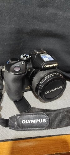 Περισσότερες πληροφορίες για "Olympus sp-570uz"