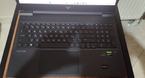 Περισσότερες πληροφορίες για "Hp Victus 16 e0033nv"