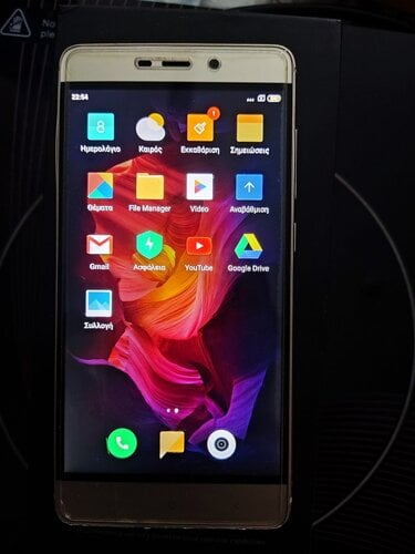 Περισσότερες πληροφορίες για "Xiaomi Redmi 4 Prime"