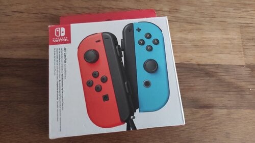 Περισσότερες πληροφορίες για "Nintendo Joy-Con Set Ασύρματο Gamepad για Switch Neon Red/Blue"