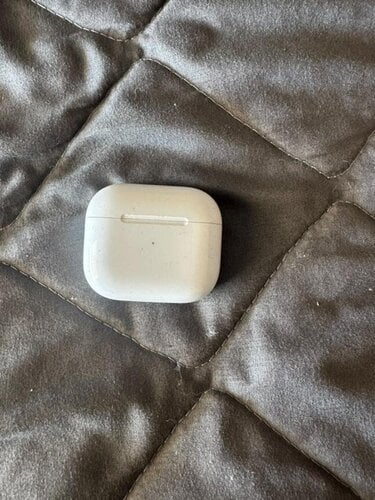 Περισσότερες πληροφορίες για "Apple AirPods (3rd generation) with MagSafe Charging Case"