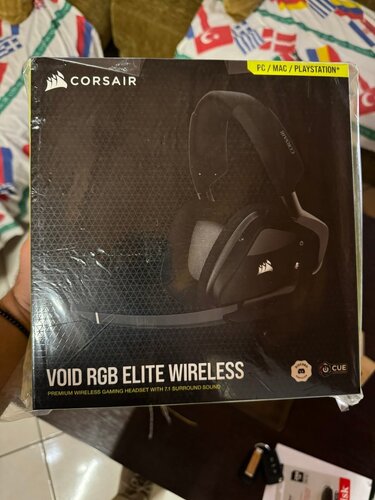 Περισσότερες πληροφορίες για "Corsair VOID ELITE Wireless Over Ear Gaming Headset"