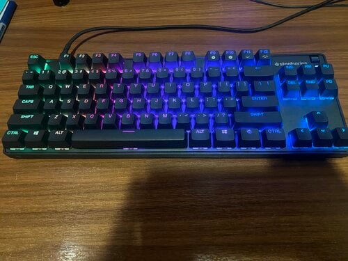 Περισσότερες πληροφορίες για "Steelseries Apex 9 TKL"