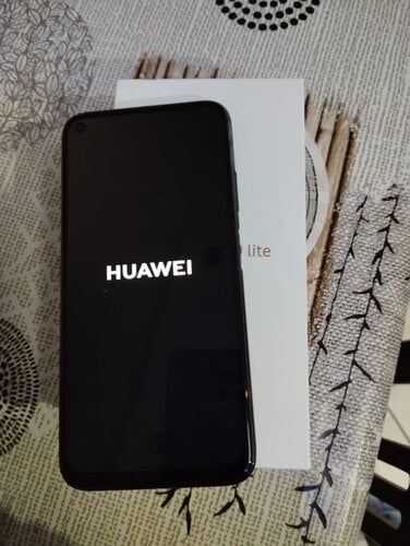 Περισσότερες πληροφορίες για "Huawei P40 Lite"