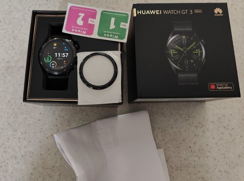 Περισσότερες πληροφορίες για "Huawei WATCH GT 3 (46mm/Μαύρο) και Huawei WATCH GT2"