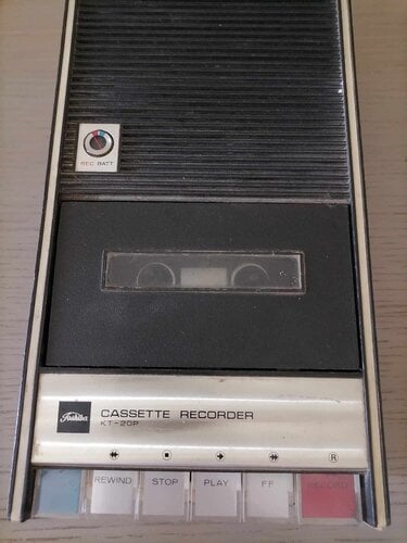 Περισσότερες πληροφορίες για "Vintage Toshiba tk-20p cassette recorder & Vintage stereo radio recorder TELEFUNKEN"