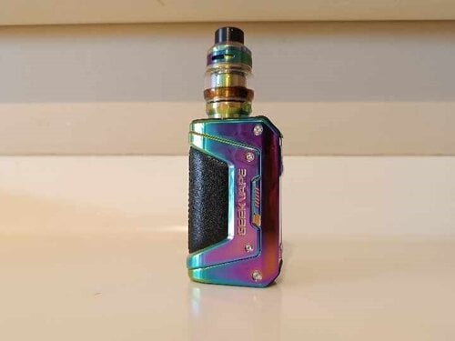 Περισσότερες πληροφορίες για "GeekVape Aegis Legend 2 L200 zeus rainbow sub ohm kit"