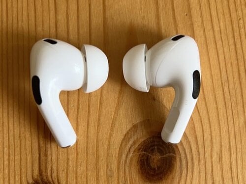 Περισσότερες πληροφορίες για "απομίμιση AirPods Pro 2"