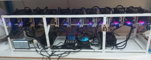 Περισσότερες πληροφορίες για "Mining Rig 12 GPU 1660ti"