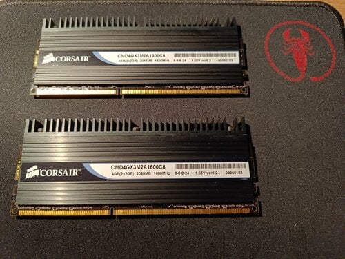 Περισσότερες πληροφορίες για "CORSAIR CMD4GX3M2A1600C8 DOMINATOR DHX DDR3 4GB - ΜΝΗΜΕΣ DDR3"