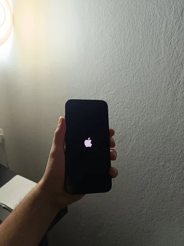 Περισσότερες πληροφορίες για "Iphone 14plus Midnight Blue 128GB"