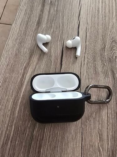 Περισσότερες πληροφορίες για "Apple AirPods Pro (2nd generation) (Άσπρο) + δωρο airpods 1st gen"