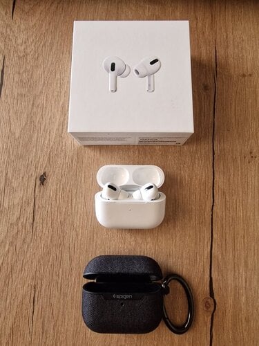 Περισσότερες πληροφορίες για "Apple AirPods Pro In-ear Bluetooth Handsfree Ακουστικά με Αντοχή στον Ιδρώτα και Θήκη Φόρτισης Λευκά"