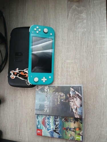 Περισσότερες πληροφορίες για "Nintedo Switch Lite"