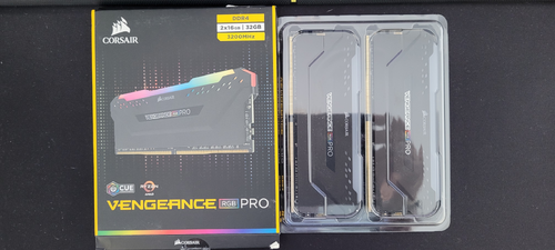 Περισσότερες πληροφορίες για "Corsair Vengeance RGB Pro 32GB / DDR4 / 3200MHz"