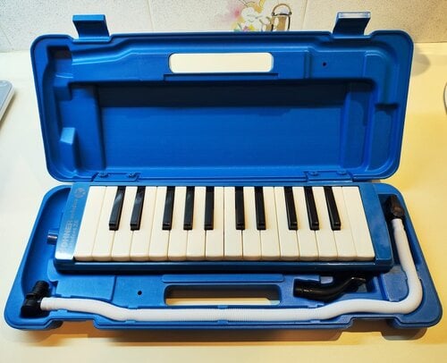 Περισσότερες πληροφορίες για "HOHNER MELODICA STUDENT 26"