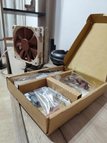 Περισσότερες πληροφορίες για "Noctua NH-U12S SE-AM4 + Noctua NF-F12 Chromax.black"