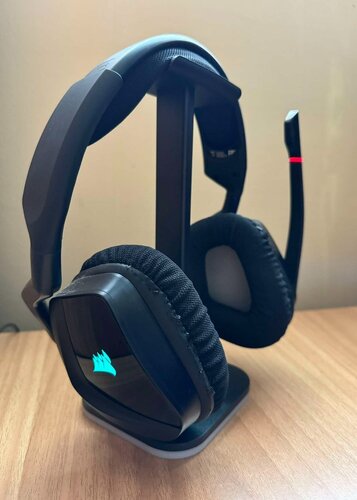 Περισσότερες πληροφορίες για "Corsair VOID ELITE Wireless Over Ear 7.1 Surround"