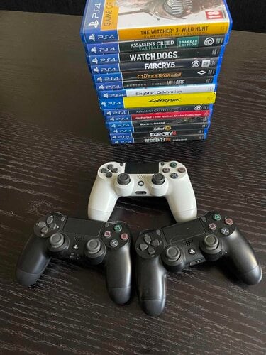 Περισσότερες πληροφορίες για "Sony PlayStation 4 Pro + 14 Games + 3 Χειριστήρια + Τσαντα Sony PlayStation"