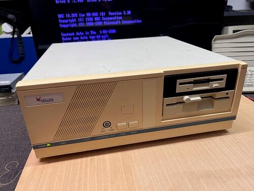 Περισσότερες πληροφορίες για "Retro 80s PC - Vegas VS20C 10MHz  +  Set 8088"