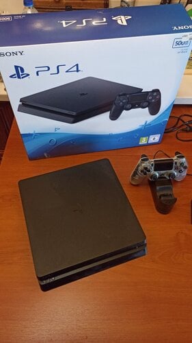 Περισσότερες πληροφορίες για "Sony PlayStation 4 + Dualshock"