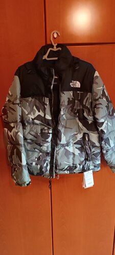 Περισσότερες πληροφορίες για "THE NORTH FACE M 1996 RETRO NUPTSE JACKET"