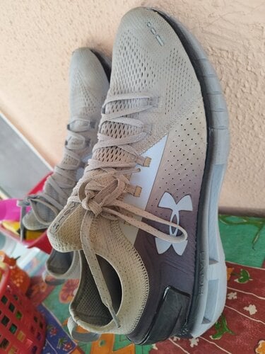 Περισσότερες πληροφορίες για "Under armour hovr 1"