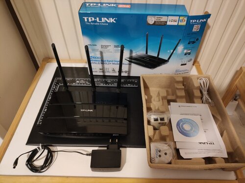 Περισσότερες πληροφορίες για "TP-LINK TD-W9980 | D-LINK DI-524 | Bbox2 | TRENDNET TFM-561U"