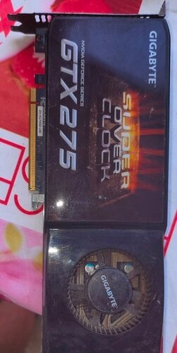 Περισσότερες πληροφορίες για "Gigabyte gtx 275"