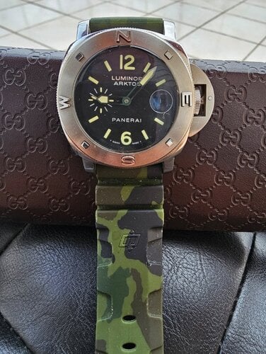 Περισσότερες πληροφορίες για "Panerai Luminor Submersible PAM 92 Arktos Mike Horn Edition"