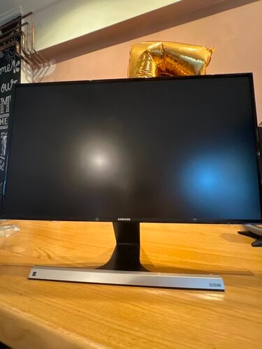 Samsung S27D590P (27"/Full HD)