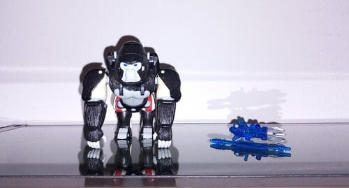 Περισσότερες πληροφορίες για "Transformers (Takara Robot Masters) Beast Wars Optimus Primal"