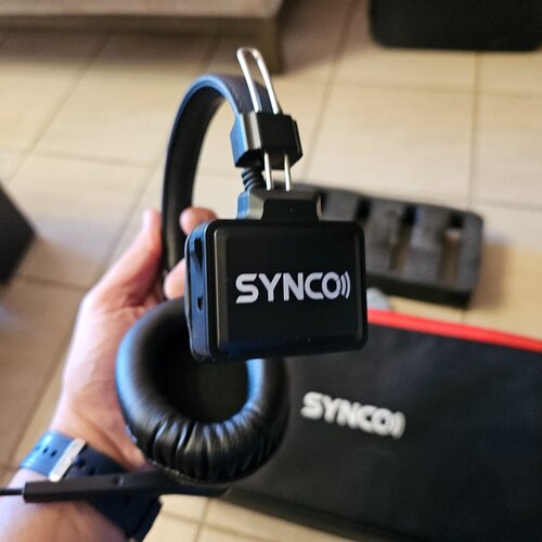 Περισσότερες πληροφορίες για "SYNCO XTALK X5 Wireless Intercom Headset System"