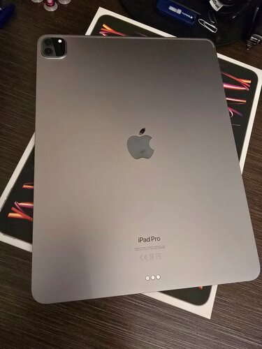 Περισσότερες πληροφορίες για "I pad Pro WiFi space grey 2022 128GB 12.9' M2 IOS 18"