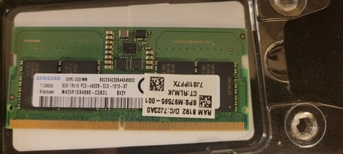 Περισσότερες πληροφορίες για "2 X 8GB = 16GB Samsung DDR5 RAM 4800 SODIMM Laptop / Notebook M425R1GB4BB0-CQKOL"