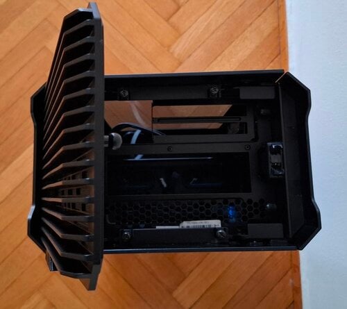 Περισσότερες πληροφορίες για "Phanteks Enthoo Evolv Shift (Small Form Factor (SFF)/Μαύρο)"