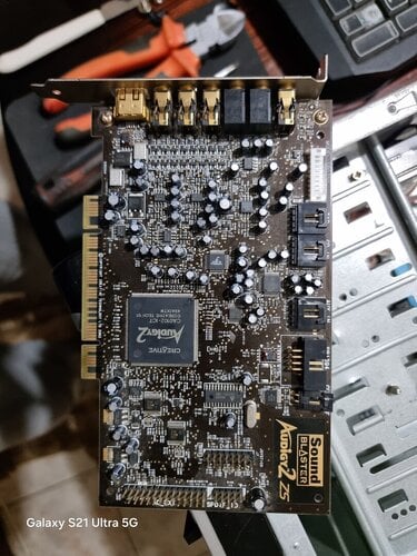 Περισσότερες πληροφορίες για "Καρτα ήχου sound blaster audigy 2 zs"