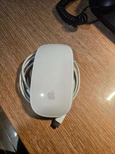 Περισσότερες πληροφορίες για "Apple Magic Mouse 2 A1657 (Ασημί, Λευκό/Bluetooth)"