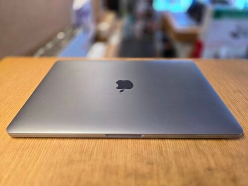 Περισσότερες πληροφορίες για "Πωλείται Macbook pro (A1706) with touchbar"