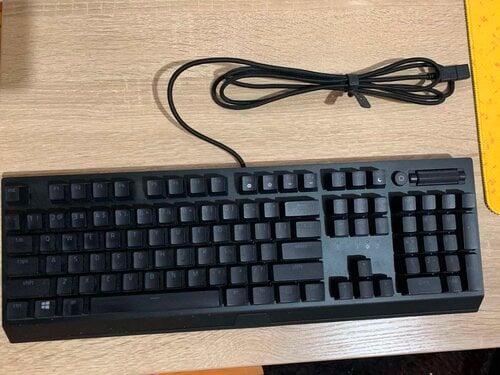 Περισσότερες πληροφορίες για "Razer BlackWidow V3 Gaming Μηχανικό Πληκτρολόγιο με Razer Yellow διακόπτες και RGB φωτισμό"