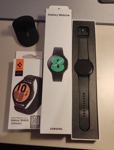 Περισσότερες πληροφορίες για "Samsung Galaxy Watch4 Aluminium 40mm Αδιάβροχο με Παλμογράφο (Black)"