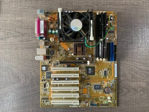 Περισσότερες πληροφορίες για "Retro Combo Set Mobo - CPU - RAM | Κωδ.: 72"