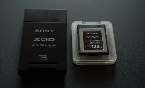 Περισσότερες πληροφορίες για "Sony XQD 128GB & Sony XQD USB Card Reader"