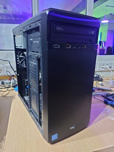 Περισσότερες πληροφορίες για "Aerocool PC Desktop"