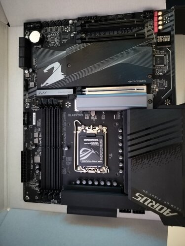 Περισσότερες πληροφορίες για "Gigabyte Z790 AORUS ELITE AX (REV. 1.0)"