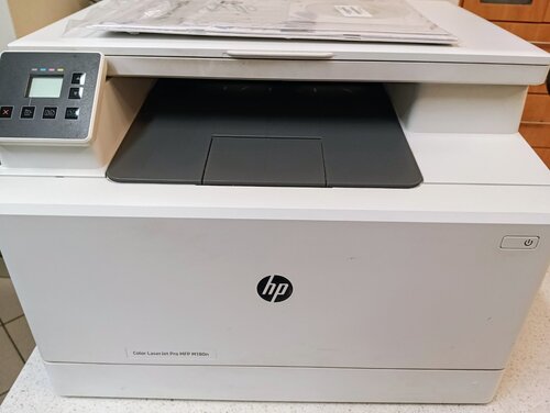 Περισσότερες πληροφορίες για "Εκτυπωτής HP Color LaserJet Pro M180n"