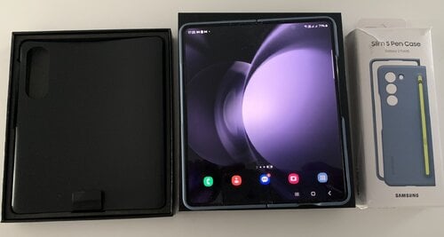 Περισσότερες πληροφορίες για "Samsung Galaxy Z Fold5 5G Dual SIM (12GB/256) Phantom Black"