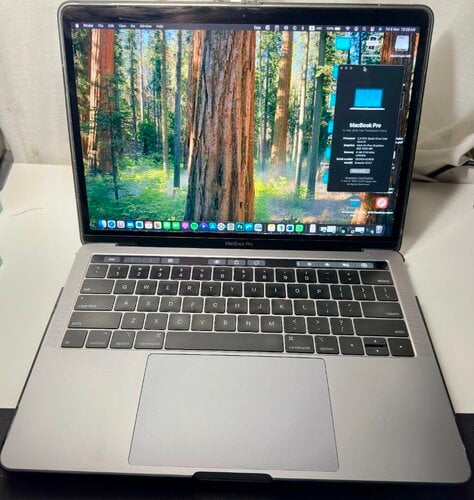 Περισσότερες πληροφορίες για "Apple MacBook Pro 2018  with 2.3GHz Intel Core i5 (13-inch, 8GB RAM, 256GB SSD Storage) (Space Gray)"