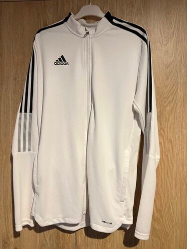 Περισσότερες πληροφορίες για "Lonsdale κ Adidas real σετ ζακέτες μέγεθος medium large"