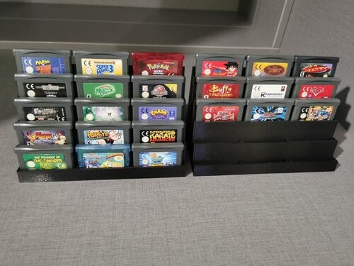 Περισσότερες πληροφορίες για "Gameboy Advance games + display stands"